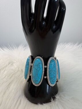 Turquoise Oval Stone Stretch Bracelet - Women Jewelry